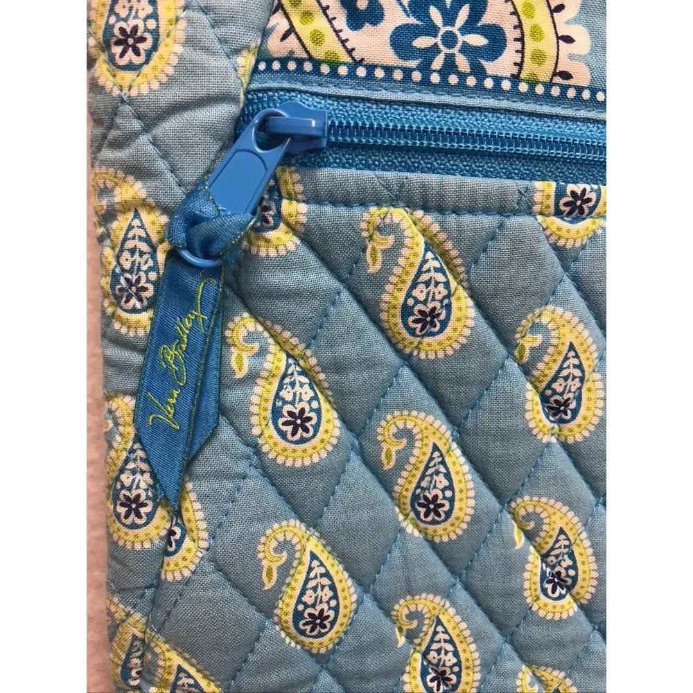 Vera Bradley Crossbody Bag Women Small Blue Quilted Paisley Hipster‎ Spring